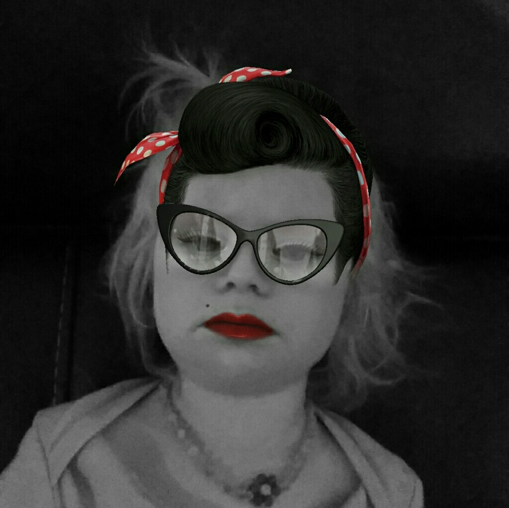 Meet your Posher, Abigail